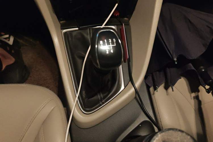 Used Buick GT 2015 15N Manual Luxury Version Gear Lever