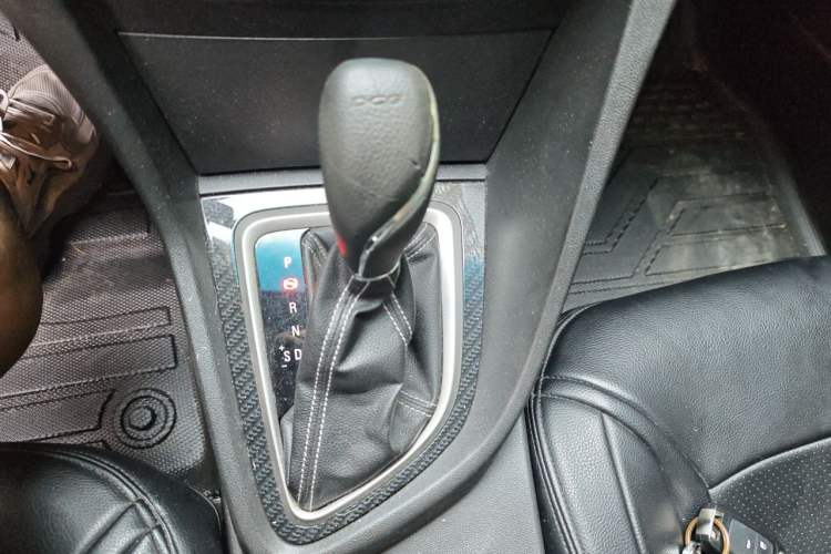 Used Buick GT 2015 18T Dual-Clutch Luxury Model Gear Lever