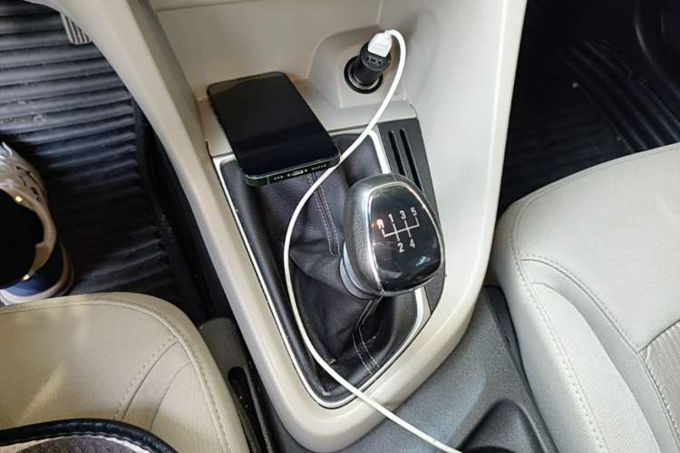 Used Buick GT 2015 15N Manual Entry-Level Trim Gear Lever