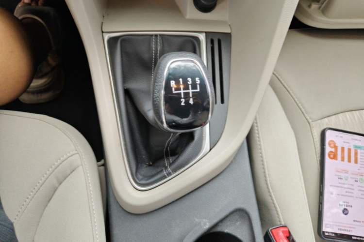Used Buick GT 2015 15N Manual Elite Edition Gear Lever