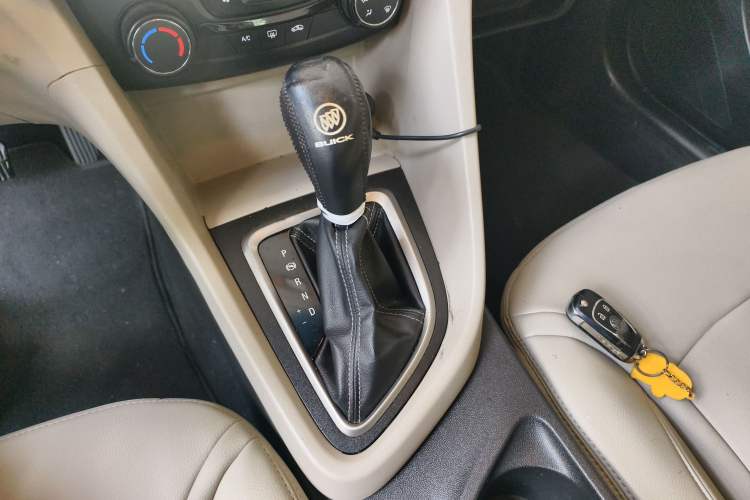 Used Buick GT 2015 15N Automatic Entry-Level Trim Gear Lever