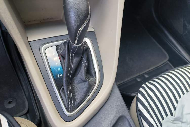 Used Buick GT 2015 18T Dual-Clutch Elite Model Gear Lever