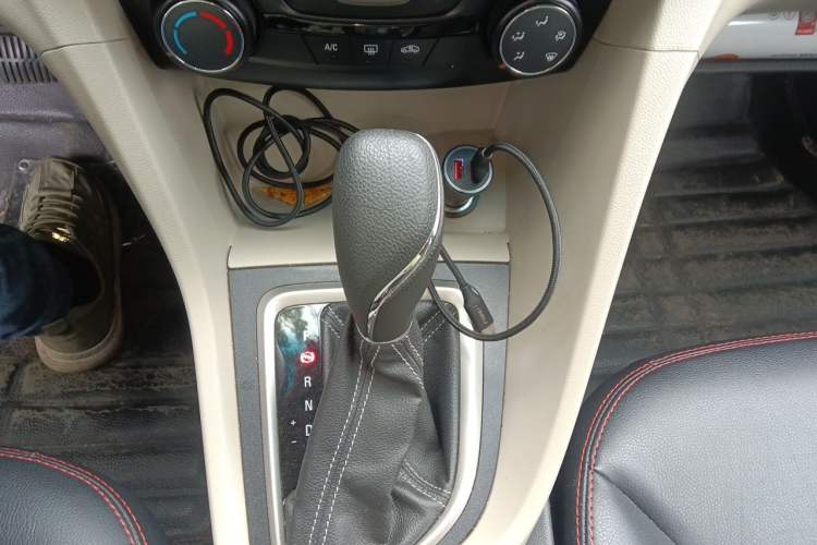 Used Buick GT 2015 15N Automatic Entry-Level Trim Gear Lever