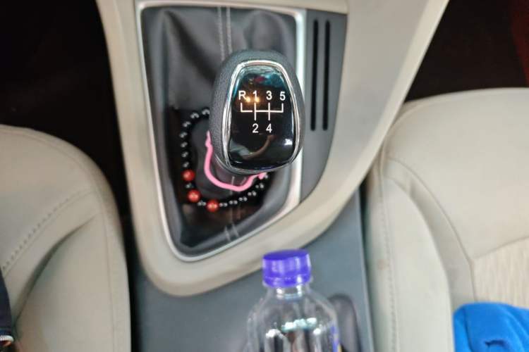Used Buick GT 2015 15N Manual Elite Edition Gear Lever