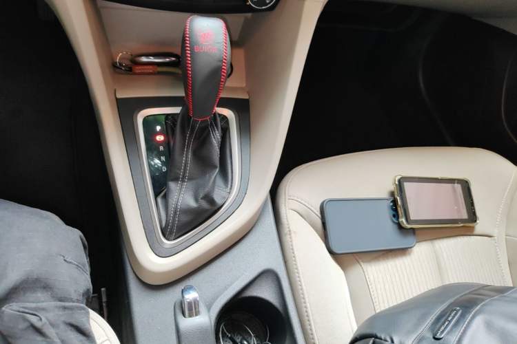 Used Buick GT 2015 15N Automatic Entry-Level Trim Gear Lever