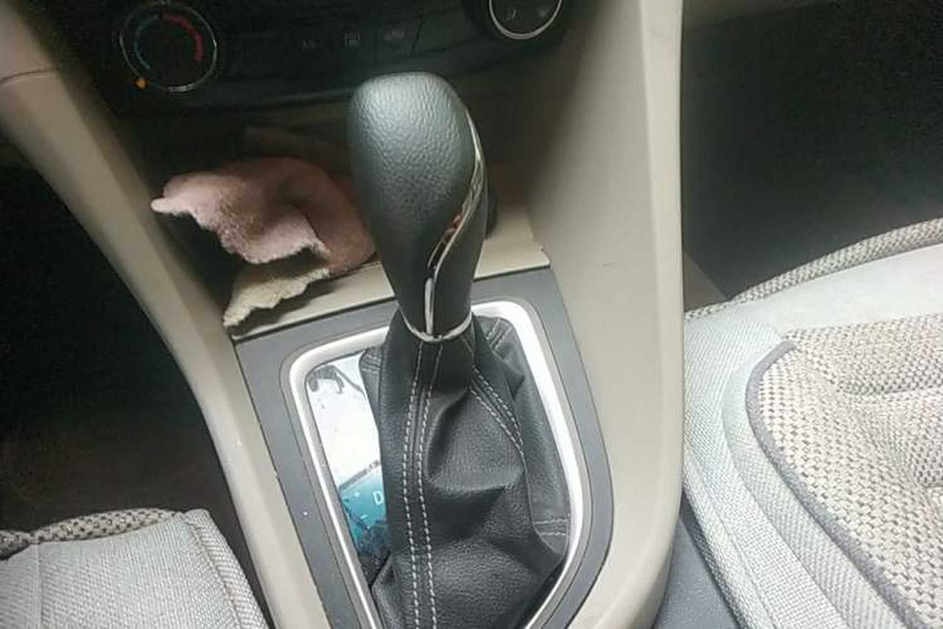 Used Buick GT 2015 15N Automatic Entry-Level Trim Gear Lever