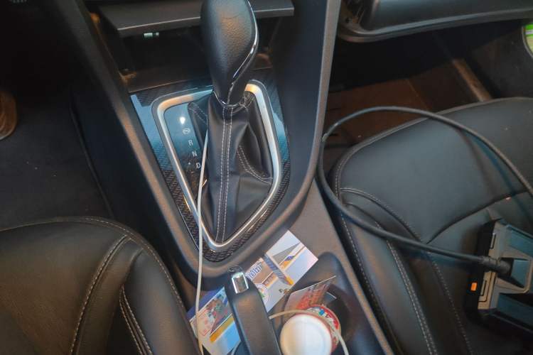 Used Buick GT 2015 15N Automatic Deluxe Edition Gear Lever