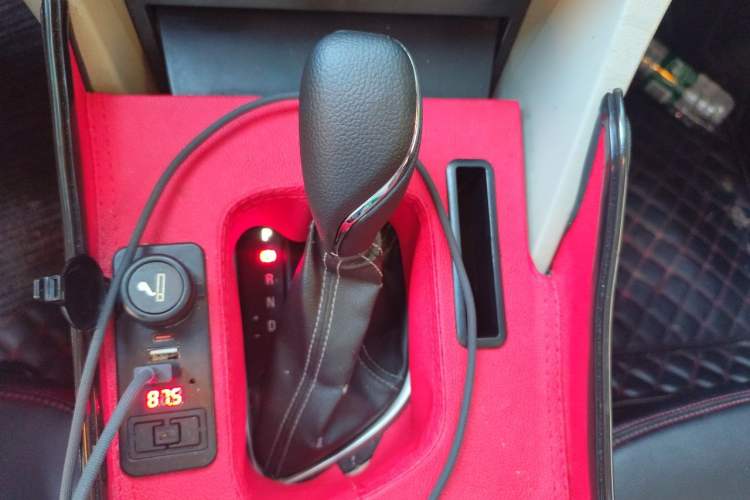 Used Buick GT 2015 15N Automatic Elite Version Gear Lever