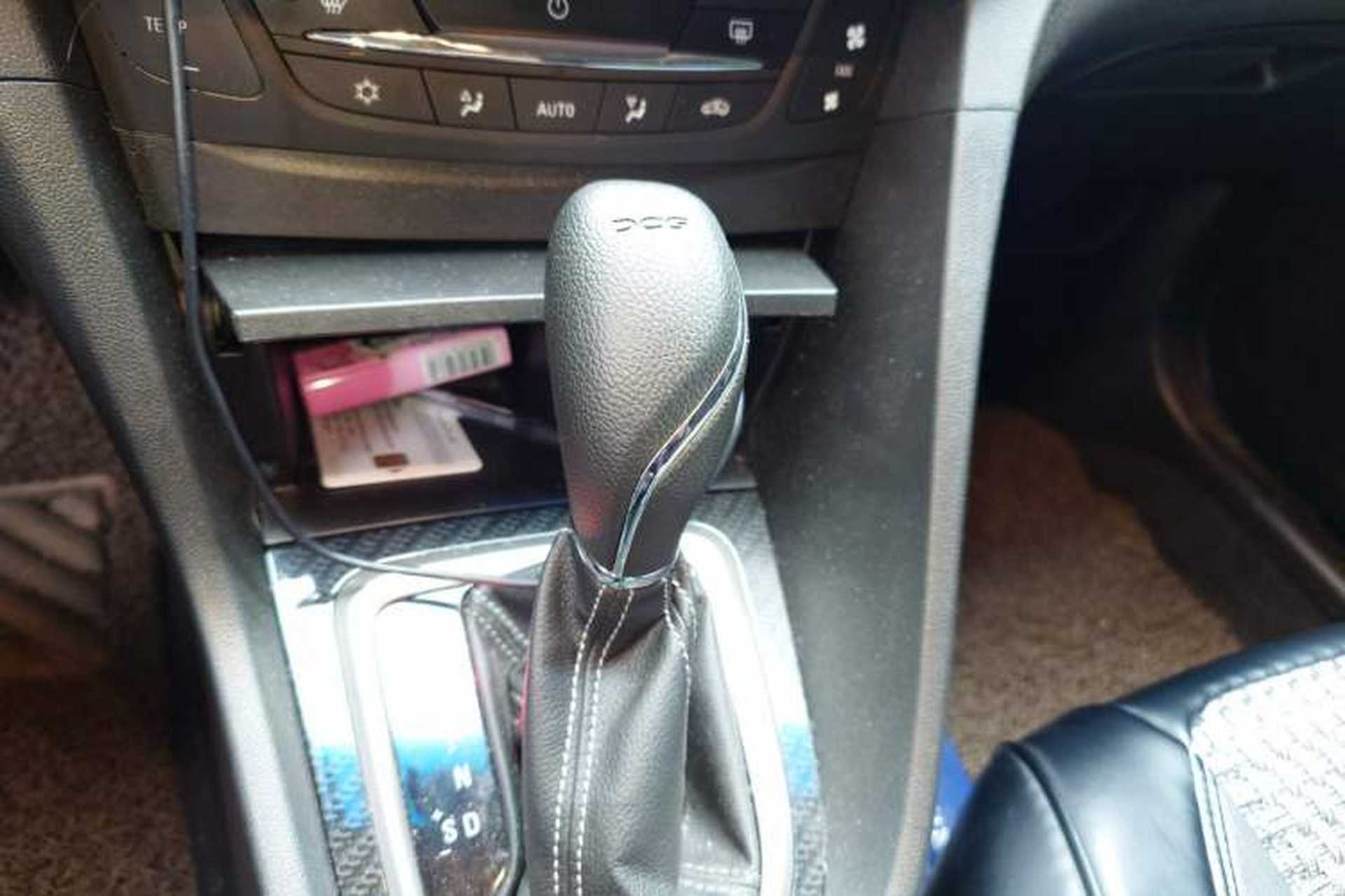 Used Buick GT 2015 18T Dual-Clutch Elite Model Gear Lever