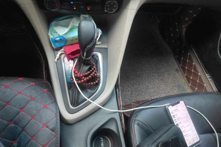 Used Buick GT 2015 15N Automatic Elite Version Gear Lever