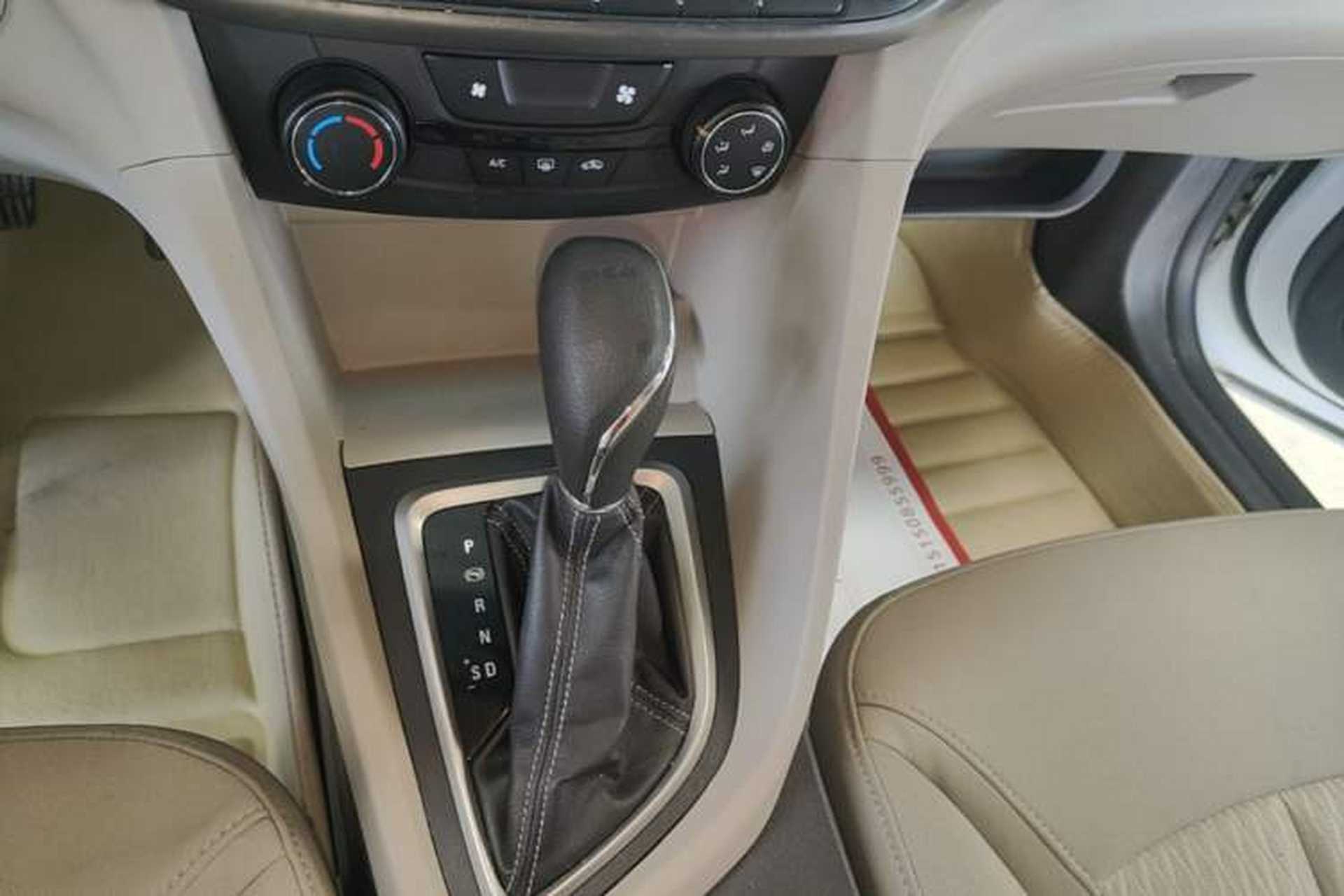 Used Buick GT 2015 18T Dual-Clutch Elite Model Gear Lever