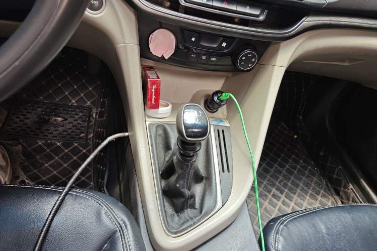 Used Buick GT 2015 15N Manual Luxury Version Gear Lever