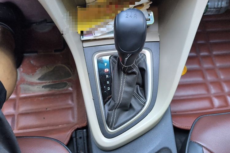 Used Buick GT 2015 15N Automatic Elite Version Gear Lever