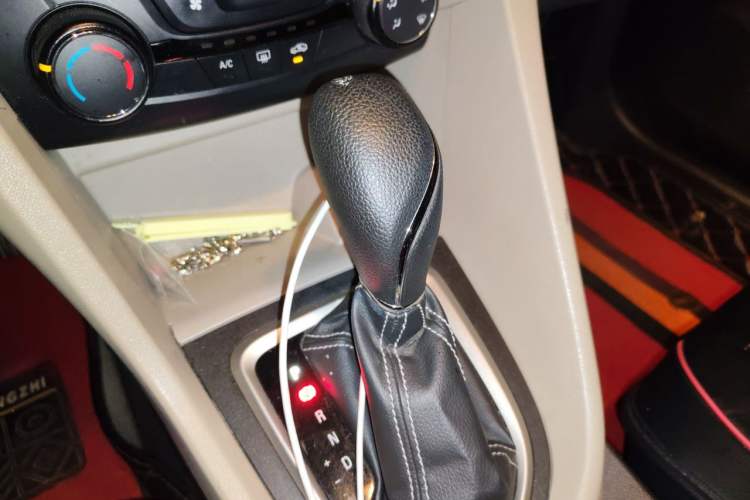 Used Buick GT 2015 15N Automatic Entry-Level Trim Gear Lever