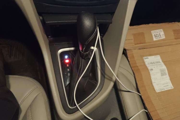 Used Buick GT 2015 15N Automatic Deluxe Edition Gear Lever