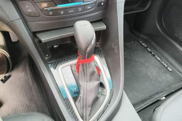 Used Buick GT 2015 18T Dual-Clutch Luxury Model Gear Lever
