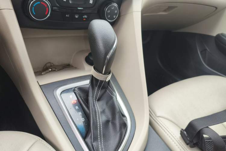 Used Buick GT 2015 15N Automatic Entry-Level Trim Gear Lever