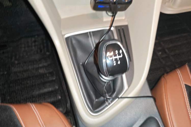 Used Buick GT 2015 15N Manual Elite Edition Gear Lever