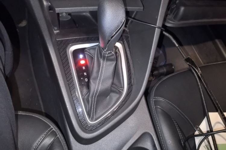 Used Buick GT 2015 15N Automatic Deluxe Edition Gear Lever