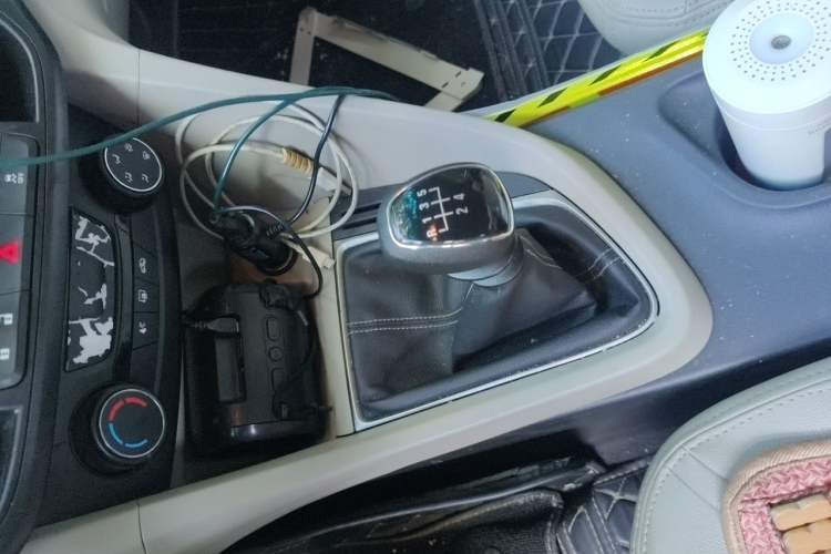 Used Buick GT 2015 15N Manual Elite Edition Gear Lever