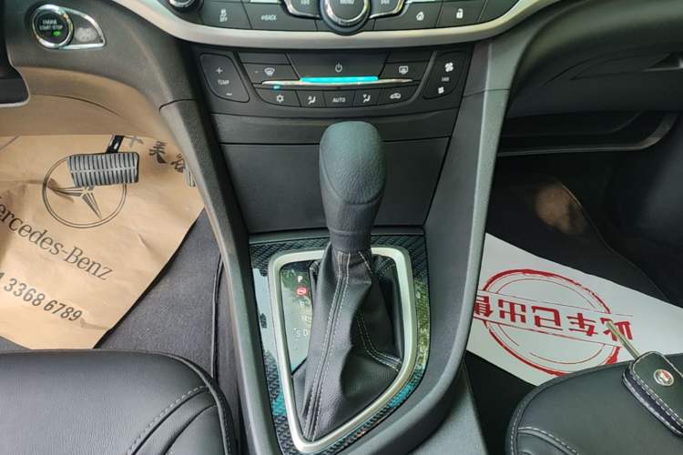 Used Buick GT 2015 18T Dual-Clutch Luxury Model Gear Lever