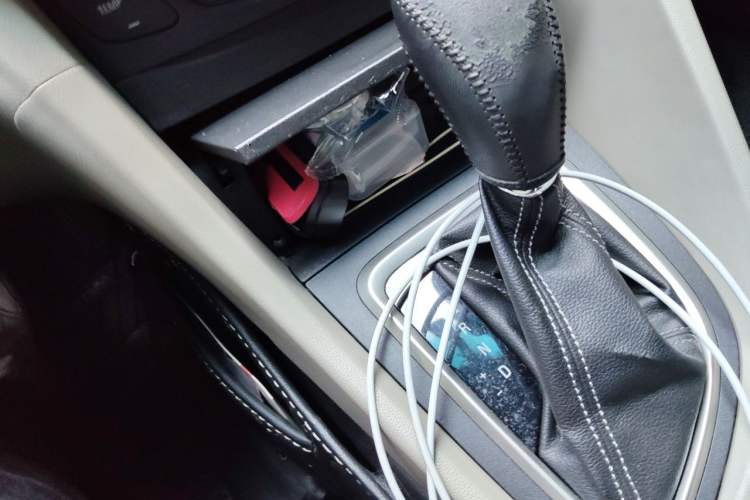 Used Buick GT 2015 15N Automatic Deluxe Edition Gear Lever