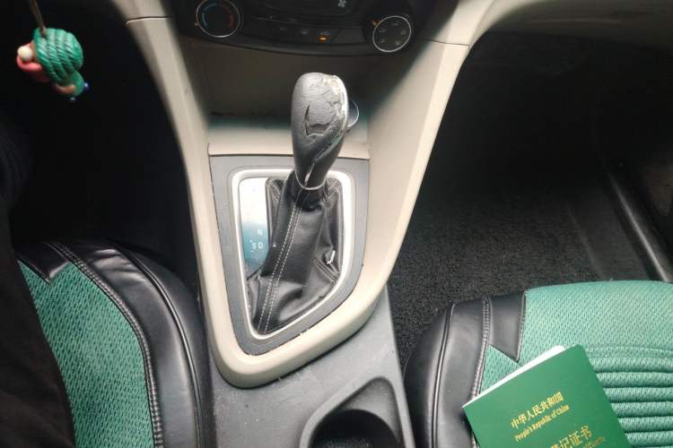 Used Buick GT 2015 18T Dual-Clutch Elite Model Gear Lever