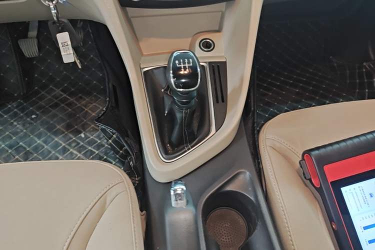 Used Buick GT 2015 15N Manual Elite Edition Gear Lever