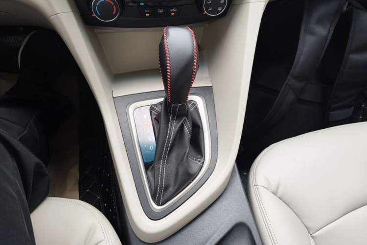 Used Buick GT 2015 15N Automatic Entry-Level Trim Gear Lever