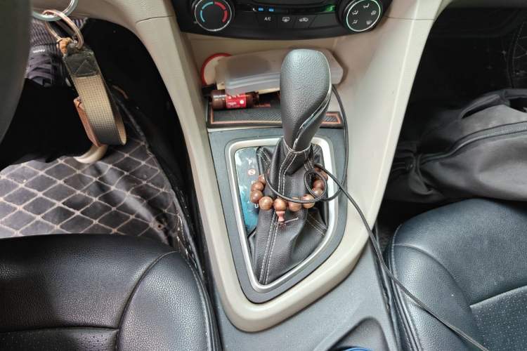 Used Buick GT 2015 15N Automatic Entry-Level Trim Gear Lever