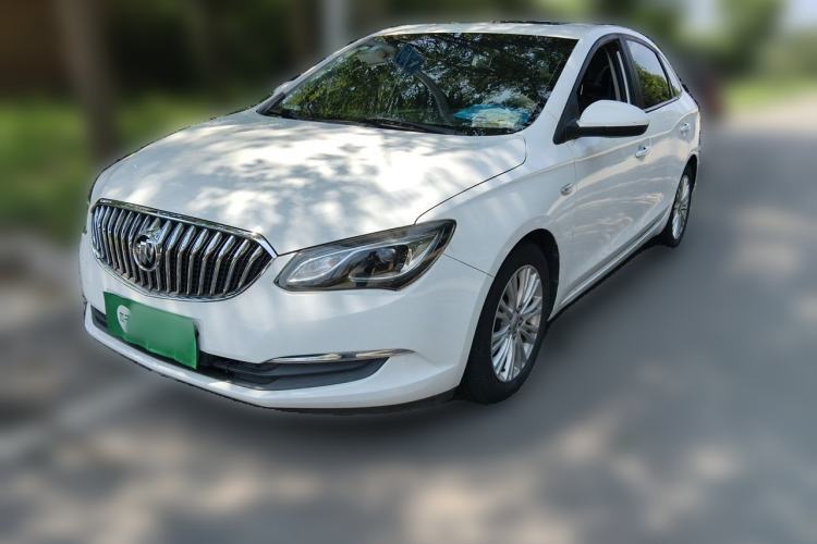 Używany Buick GT 2015 18T Dual-Clutch Luxury Model Guazi used car, China used car export, Used car for sale, Used cars, Cheapest cars for sale