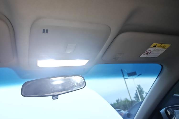 Used Buick GT 2015 15N Automatic Deluxe Edition Headliner