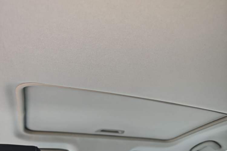 Used Buick GT 2015 15N Automatic Deluxe Edition Headliner