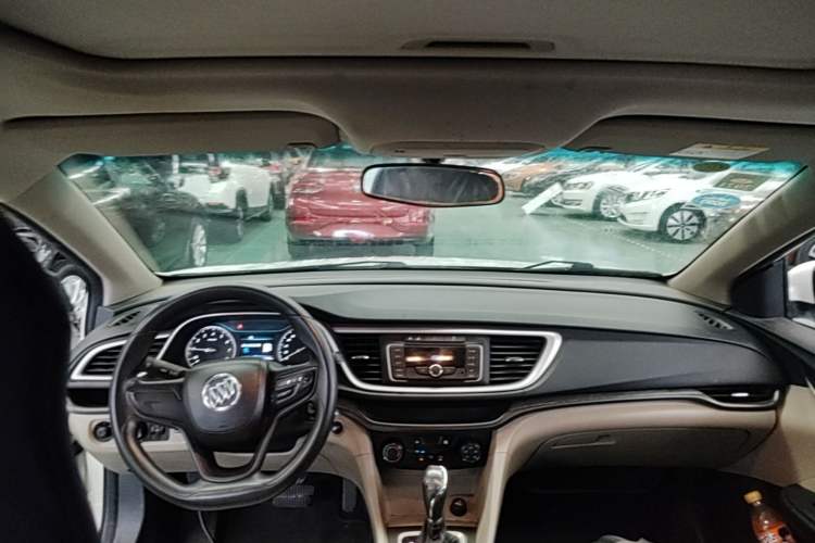 Used Buick GT 2015 15N Automatic Elite Version Headliner