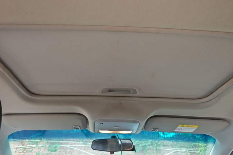 Used Buick GT 2015 18T Dual-Clutch Luxury Model Headliner