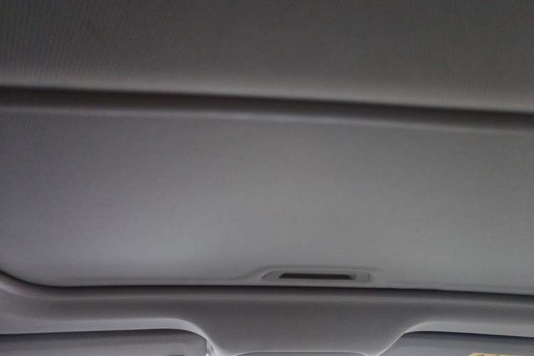 Used Buick GT 2015 15N Automatic Deluxe Edition Headliner