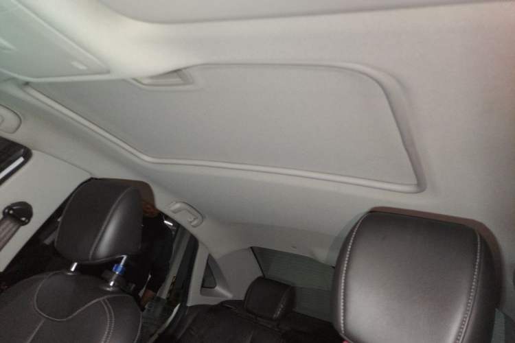 Used Buick GT 2015 15N Automatic Deluxe Edition Headliner