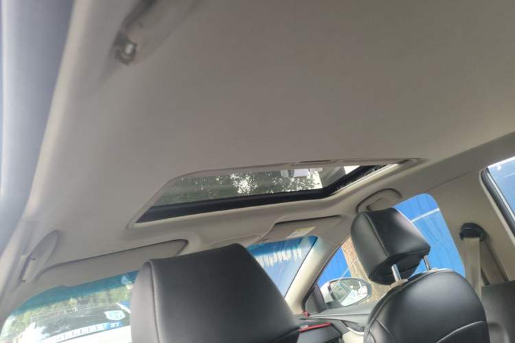 Used Buick GT 2015 15N Automatic Elite Version Headliner
