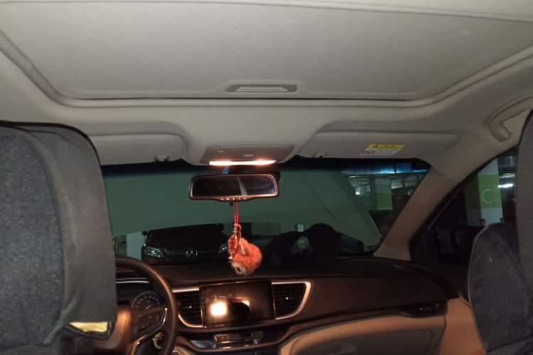 Used Buick GT 2015 15N Automatic Elite Version Headliner