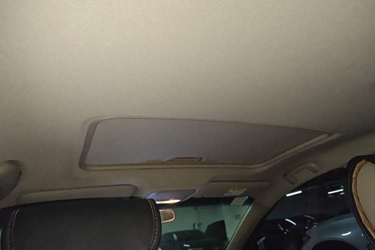 Used Buick GT 2015 15N Automatic Elite Version Headliner