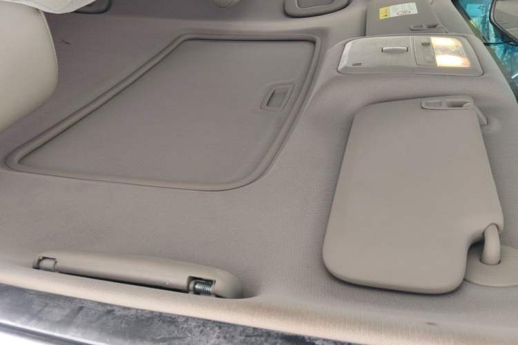 Used Buick GT 2015 15N Automatic Deluxe Edition Headliner