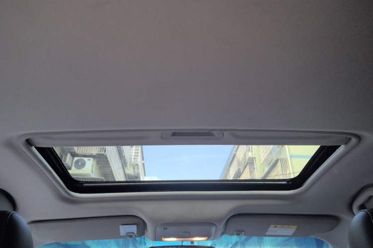 Used Buick GT 2015 18T Dual-Clutch Luxury Model Headliner