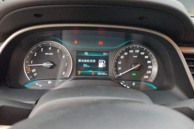 Used Buick GT 2015 15N Automatic Deluxe Edition Instrument Cluster