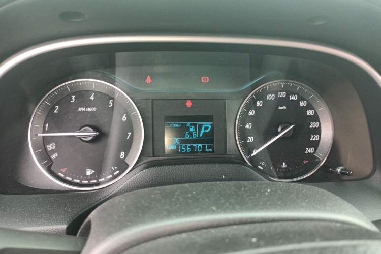 Used Buick GT 2015 15N Automatic Entry-Level Trim Instrument Cluster