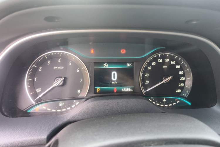 Used Buick GT 2015 15N Automatic Deluxe Edition Instrument Cluster