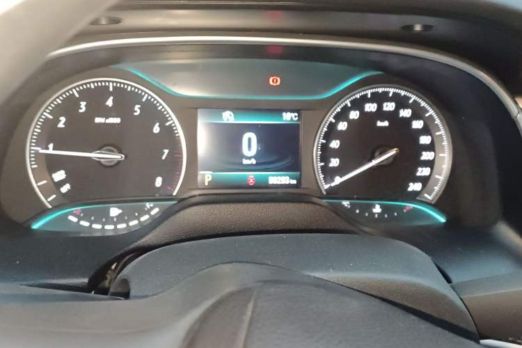 Used Buick GT 2015 15N Automatic Deluxe Edition Instrument Cluster