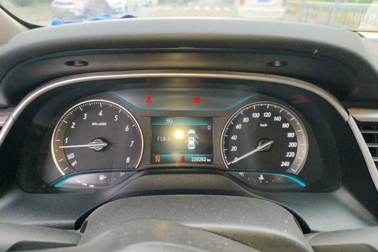 Used Buick GT 2015 15N Automatic Elite Version Instrument Cluster