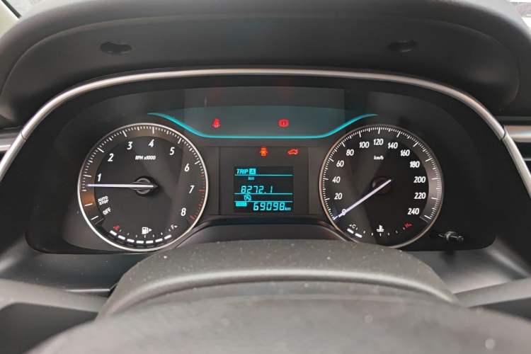 Used Buick GT 2015 15N Manual Entry-Level Trim Instrument Cluster