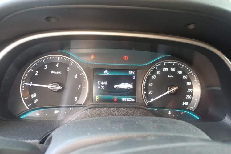 Used Buick GT 2015 15N Automatic Deluxe Edition Instrument Cluster