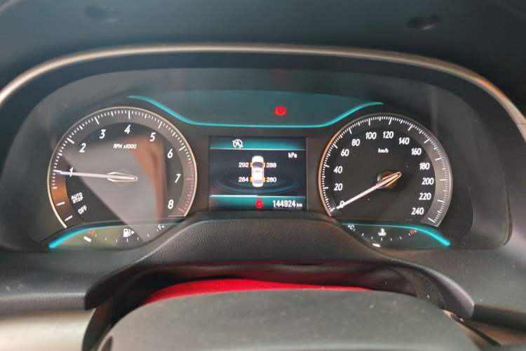 Used Buick GT 2015 15N Manual Elite Edition Instrument Cluster